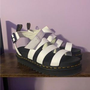 Dr Martens Size 10 Blaire White Platform Sandals Like New